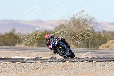 media/Dec-06-2025-CVMA (Sat) [[4a896cc04c]]/Race 4-Formula Middleweight/